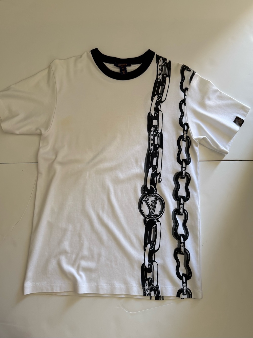 Louis Vuitton white chain print shirts